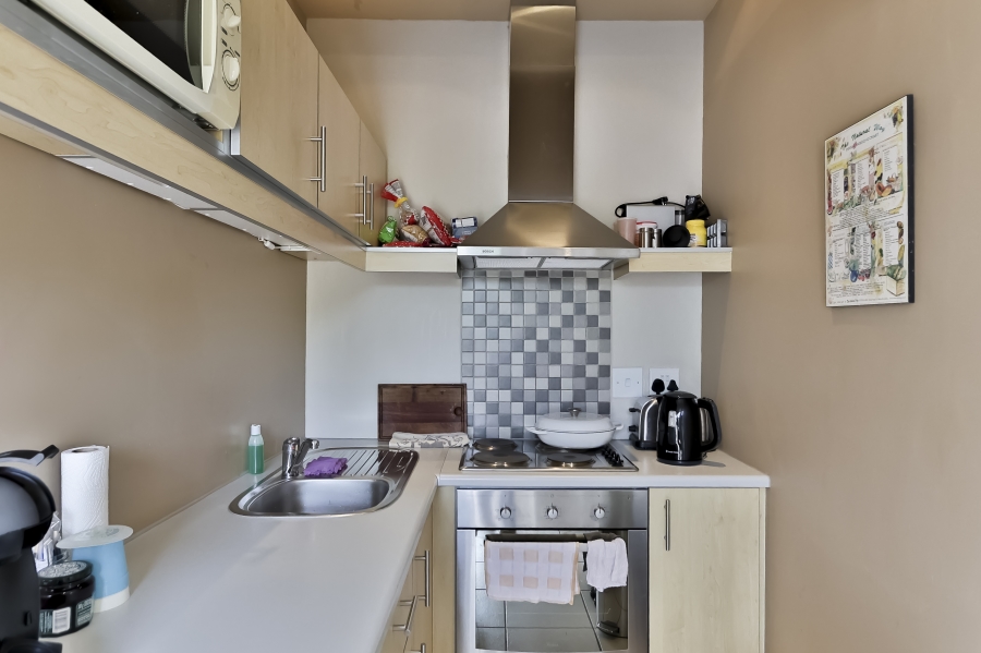6 Bedroom Property for Sale in Roundhay Western Cape